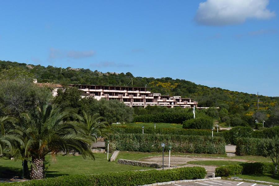 Residence Portolaconia Appartamenti กันนิโจเน ภายนอก รูปภาพ