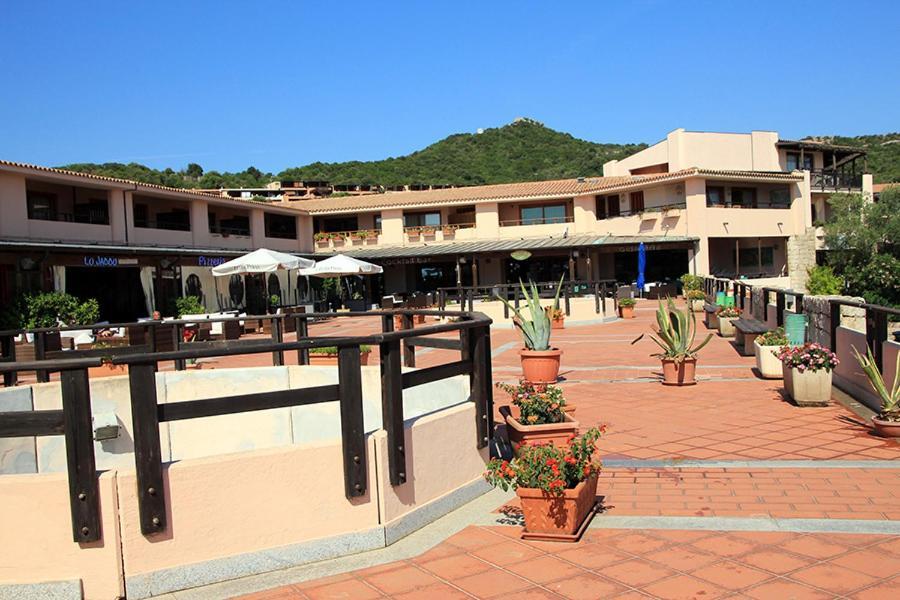 Residence Portolaconia Appartamenti กันนิโจเน ภายนอก รูปภาพ