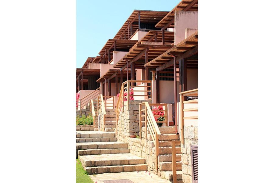 Residence Portolaconia Appartamenti กันนิโจเน ภายนอก รูปภาพ