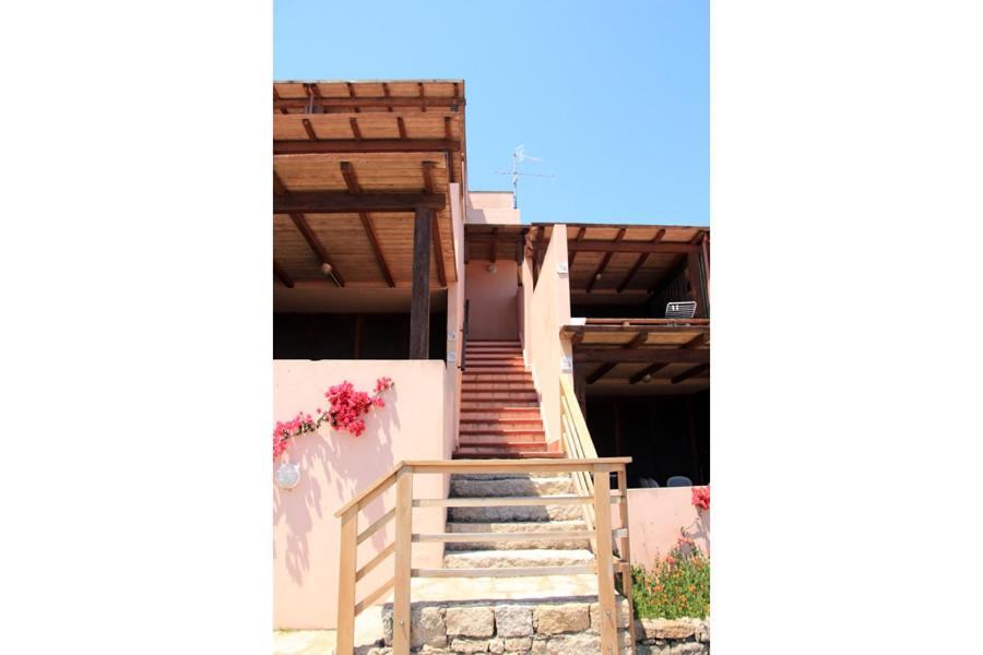 Residence Portolaconia Appartamenti กันนิโจเน ภายนอก รูปภาพ