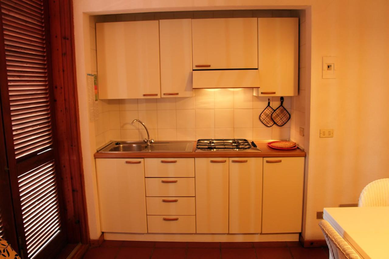 Residence Portolaconia Appartamenti กันนิโจเน ห้อง รูปภาพ