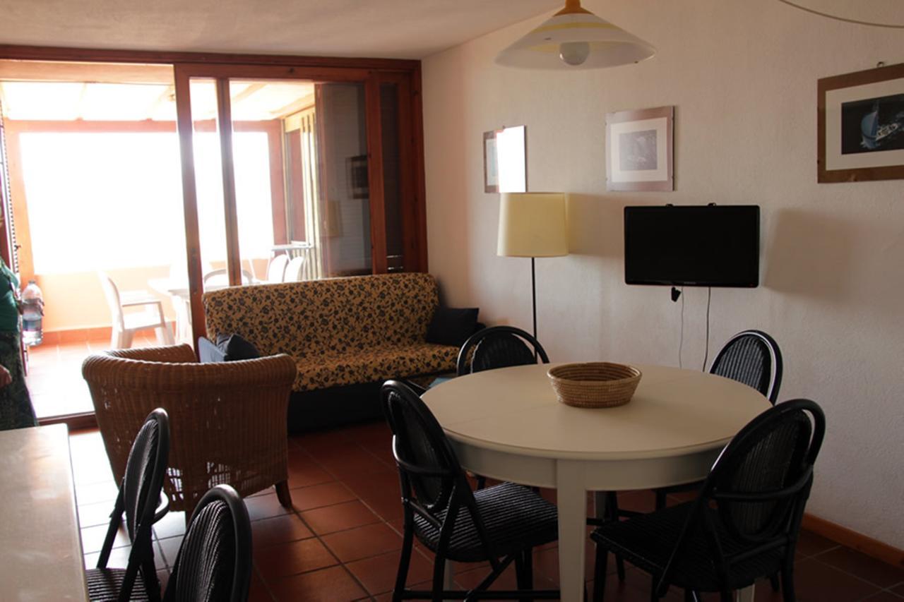 Residence Portolaconia Appartamenti กันนิโจเน ห้อง รูปภาพ